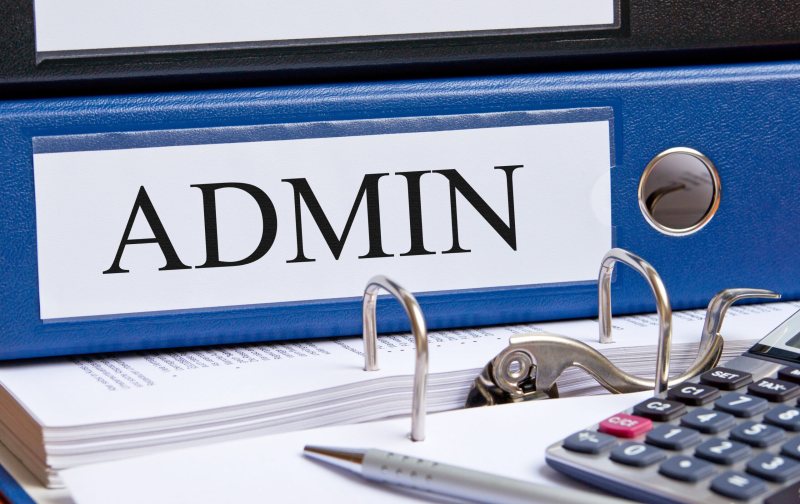 وظيفة إدارية - Deals hr